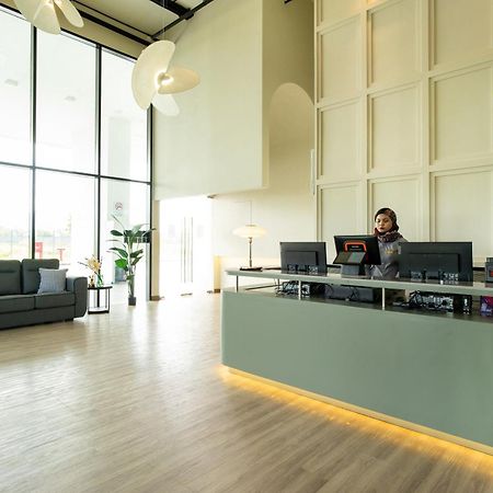 Amber Cove Premier Suites Melaka מראה חיצוני תמונה