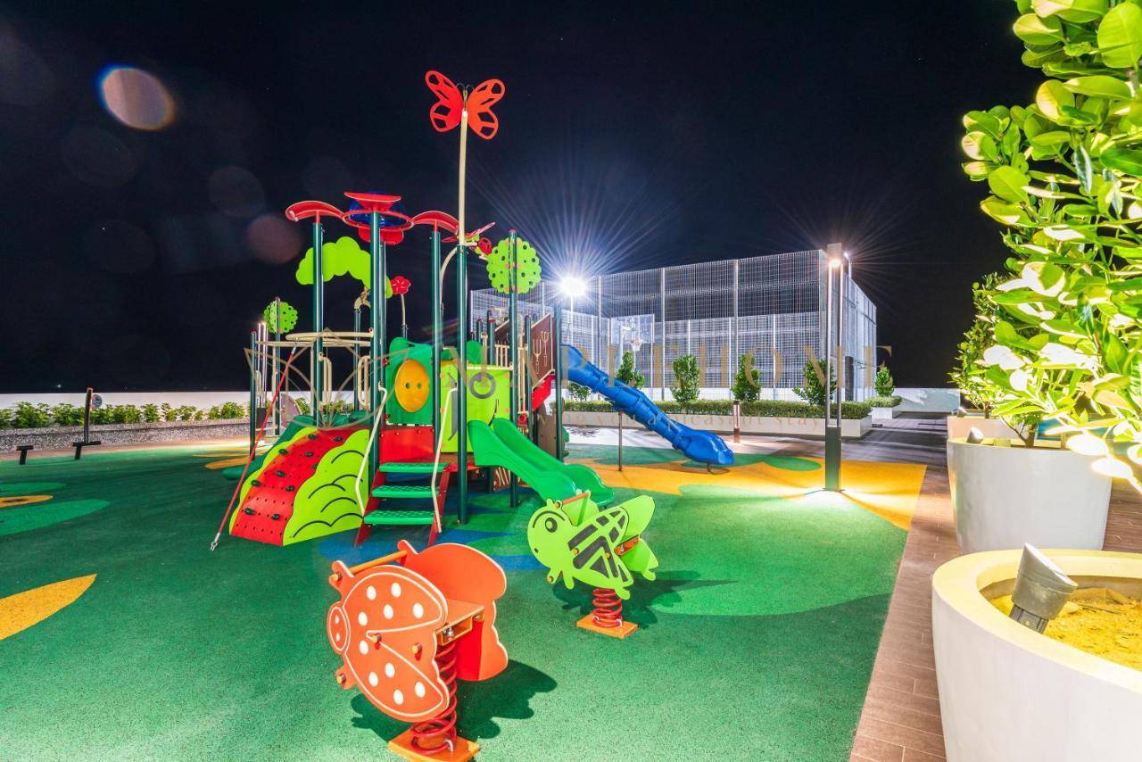 Amber Cove Premier Suites Melaka מראה חיצוני תמונה