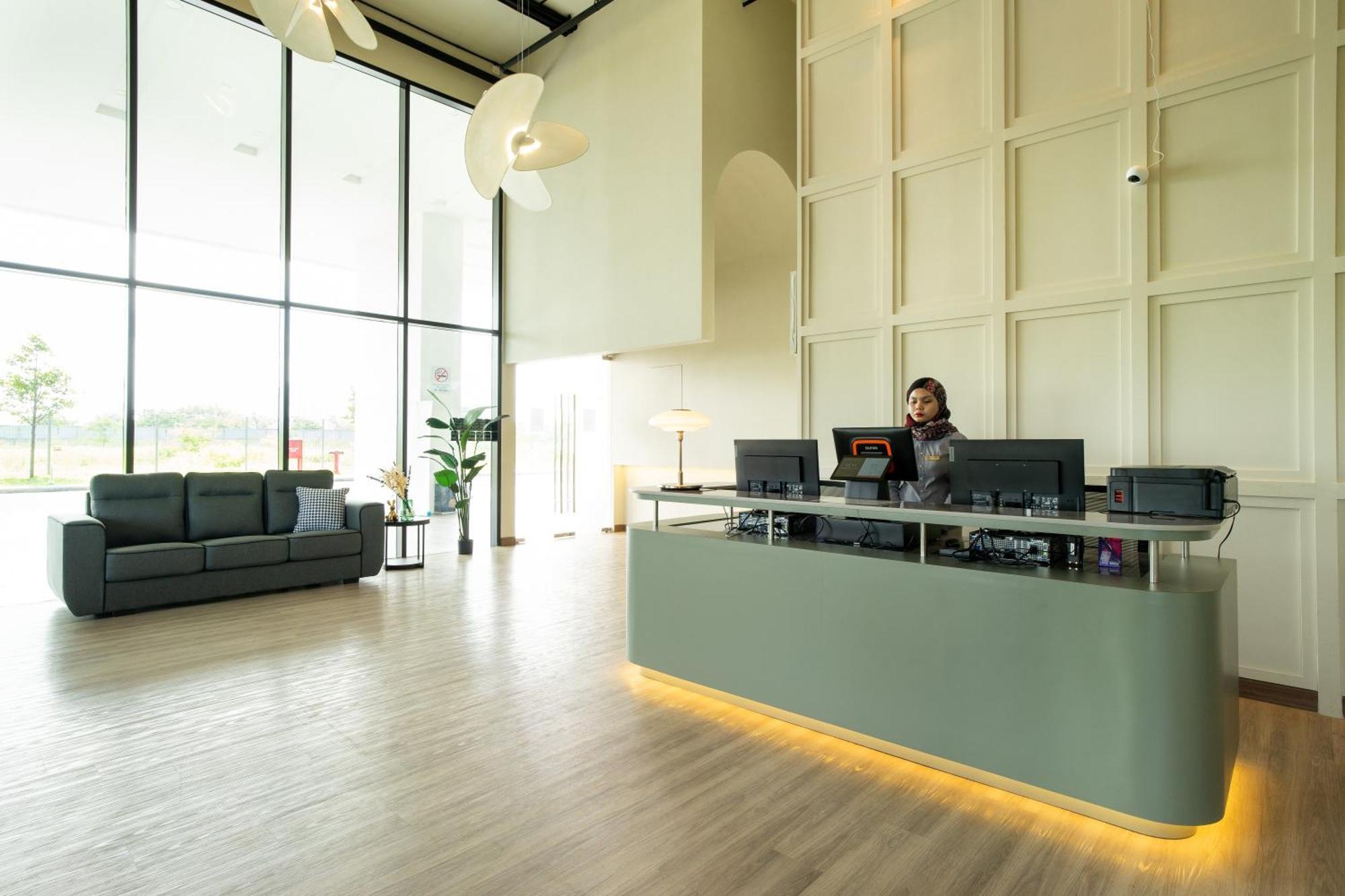 Amber Cove Premier Suites Melaka מראה חיצוני תמונה